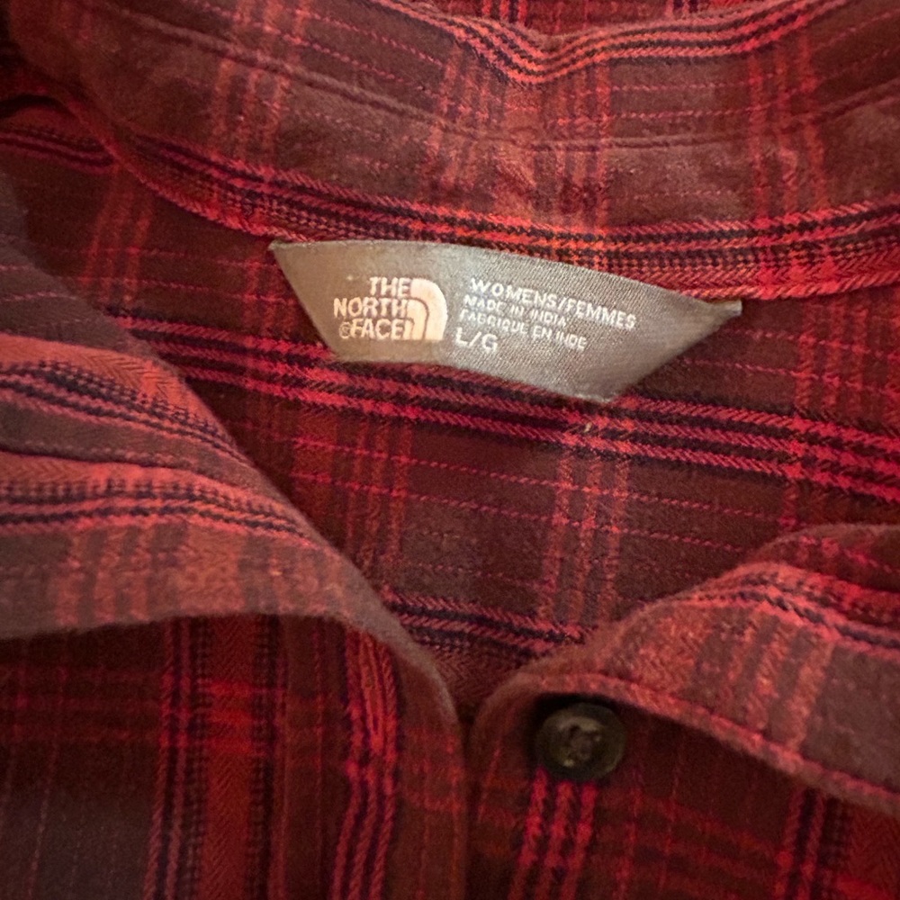 Women’s North Face flannel